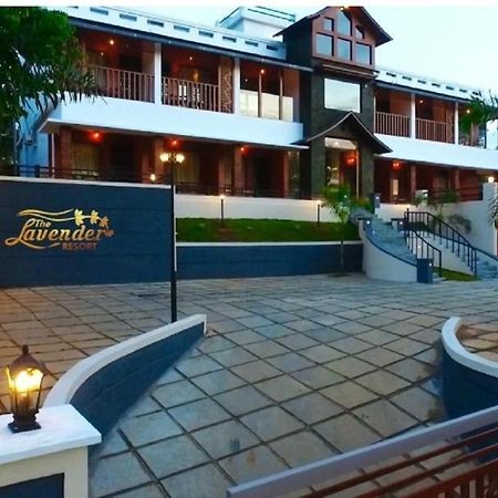Vaduvanchal The Lavender Resort Waynad מראה חיצוני תמונה