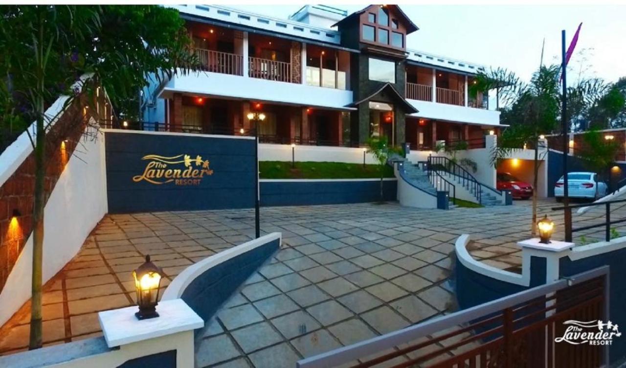 Vaduvanchal The Lavender Resort Waynad מראה חיצוני תמונה
