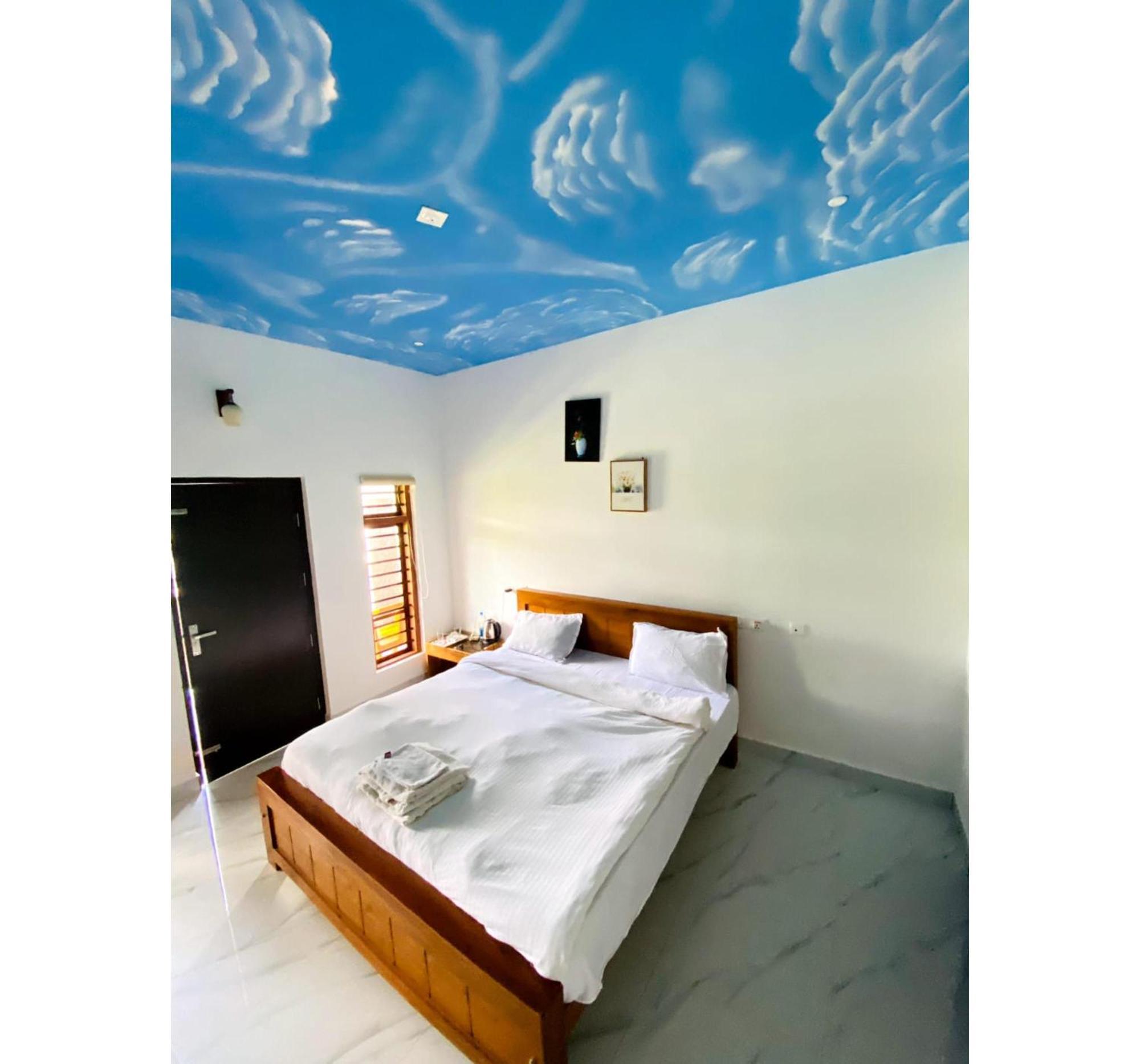 Vaduvanchal The Lavender Resort Waynad מראה חיצוני תמונה